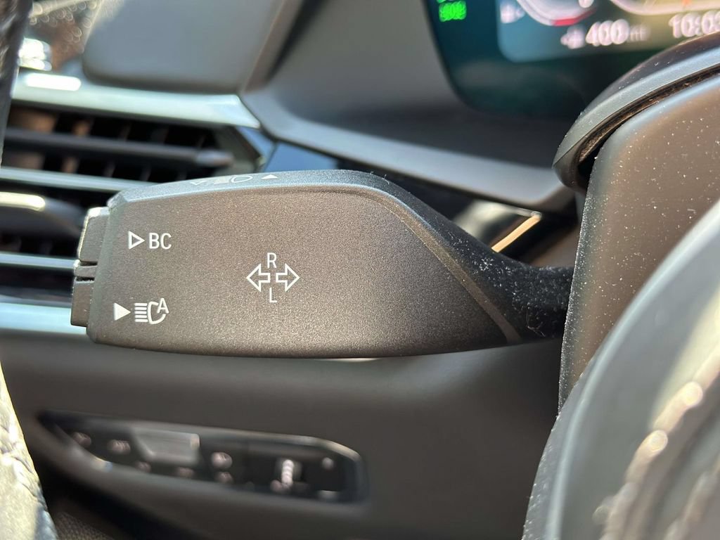 Used 2019 BMW X7 xDrive50i w/ M Sport Package AWD/4WD image 39
