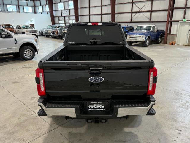 Used 2023 Ford F250 Lariat w/ Tow Technology Package image 10