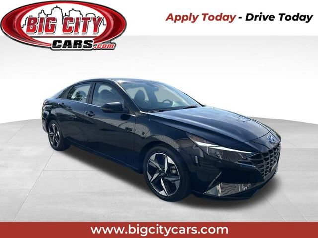 Used 2022 Hyundai Elantra SEL w/ Convenience + Premium Package