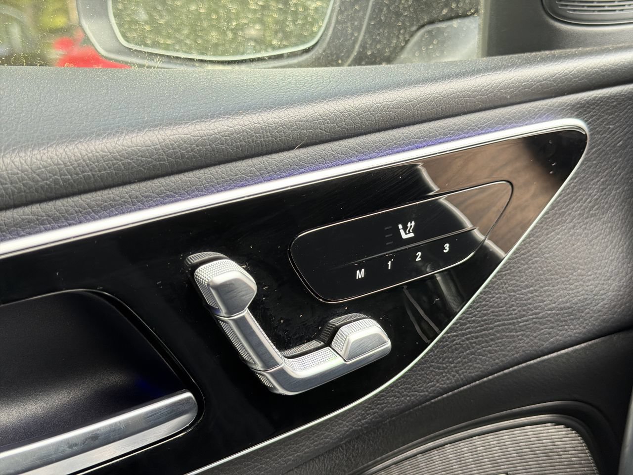 Used 2022 Mercedes-Benz C 300 4MATIC Sedan image 12