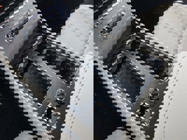 Used 2025 Lincoln Aviator AWD w/ Jet Appearance Package image 40