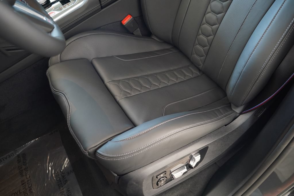 New 2026 BMW X5 M Competition w/ Executive Package AWD/4WD image 10
