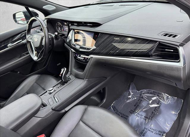 Used 2024 Cadillac XT6 Premium Luxury AWD/4WD image 21