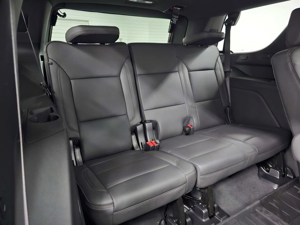 New 2026 Chevrolet Tahoe High Country w/ Sun And Tow Package AWD/4WD image 30