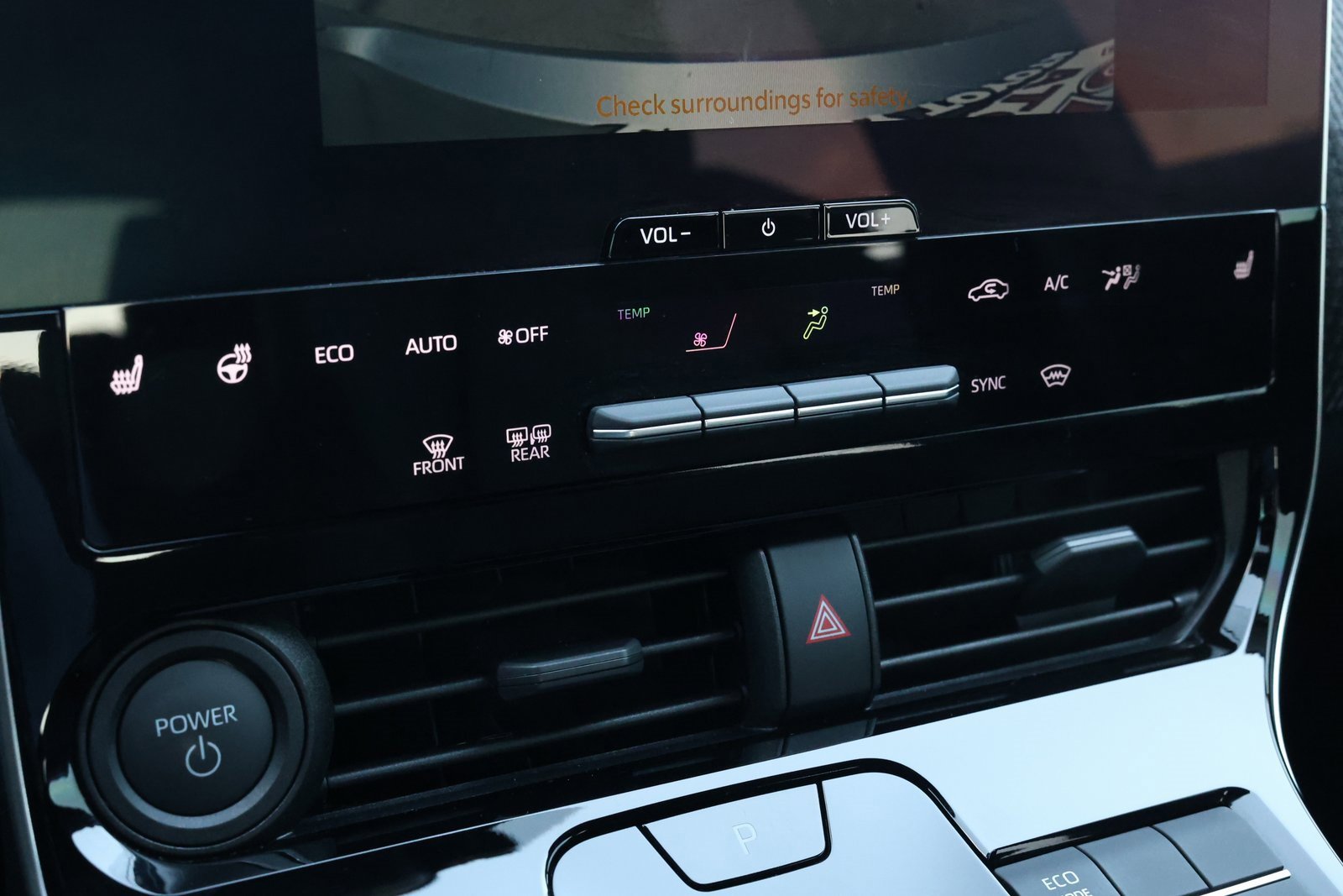 Used 2025 Toyota bZ4X FWD w/ Weather Package image 23