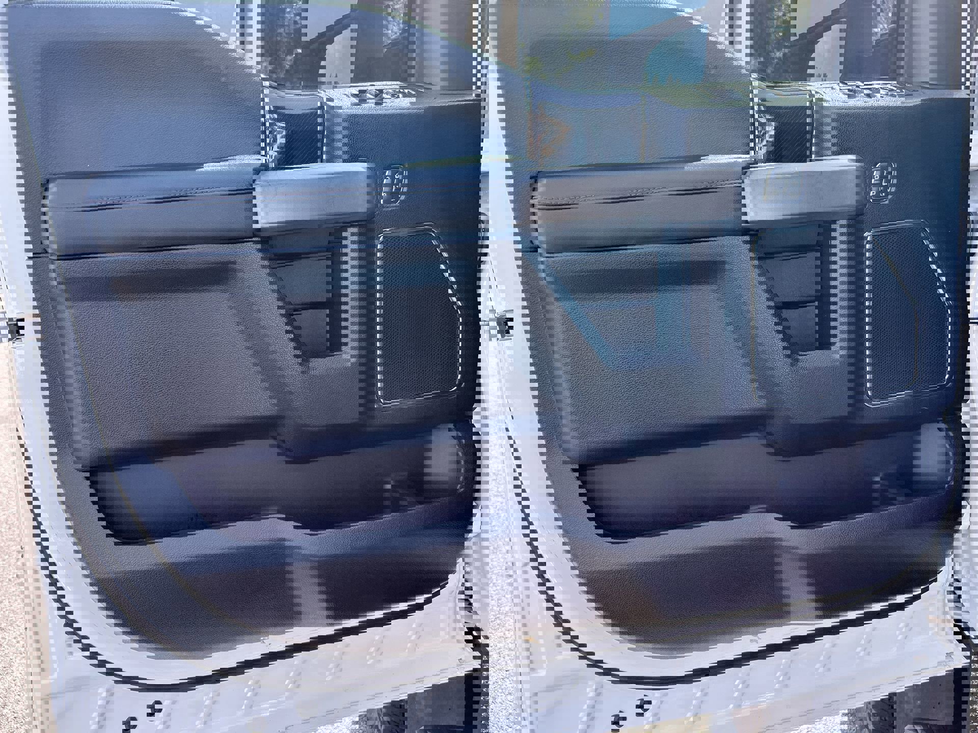 Used 2020 Ford F450 Platinum w/ FX4 Off-Road Package image 14