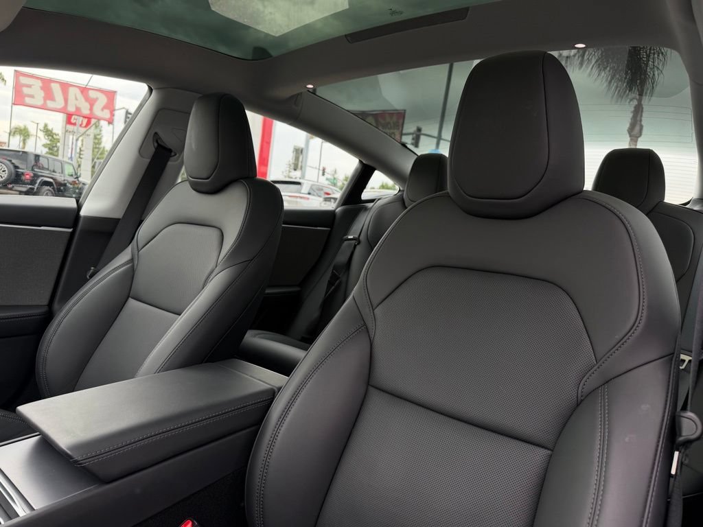 Used 2025 Tesla Model 3 Long Range RWD image 15