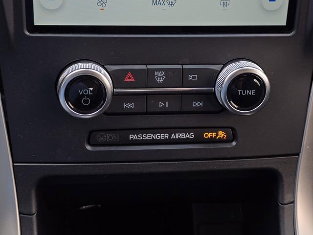 Used 2024 Ford Edge SE image 21