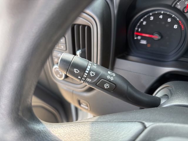 Used 2019 Chevrolet Silverado 1500 Custom Trail Boss w/ Custom Convenience Package AWD/4WD image 25