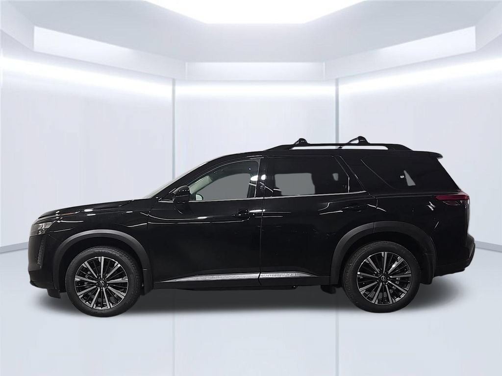 New 2026 Nissan Pathfinder Platinum w/ Cargo Package AWD/4WD image 2