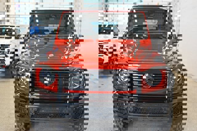 Used 2025 Mercedes-Benz G 550 image 3