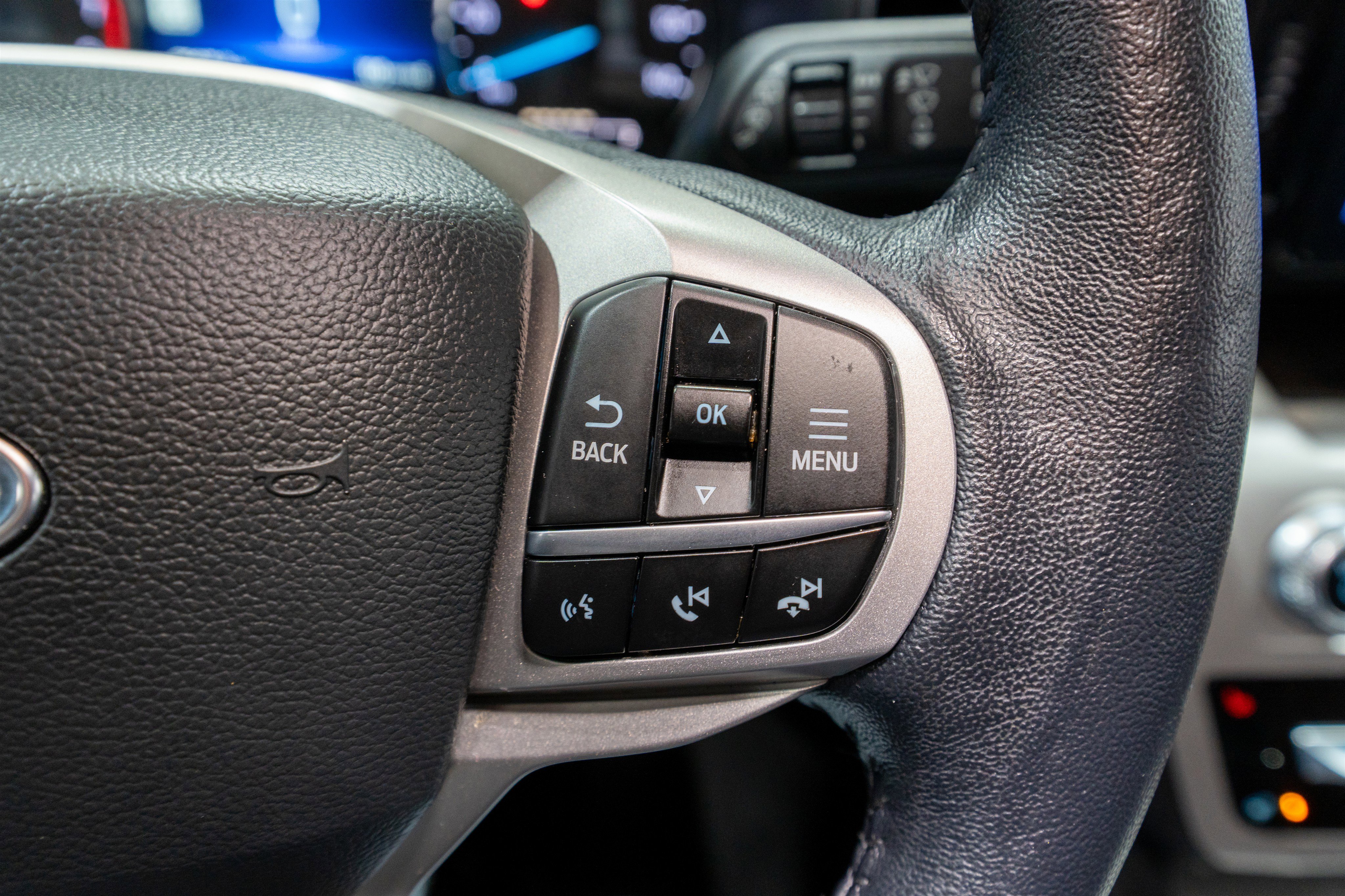 Used 2022 Ford Explorer XLT w/ Equipment Group 202A image 28