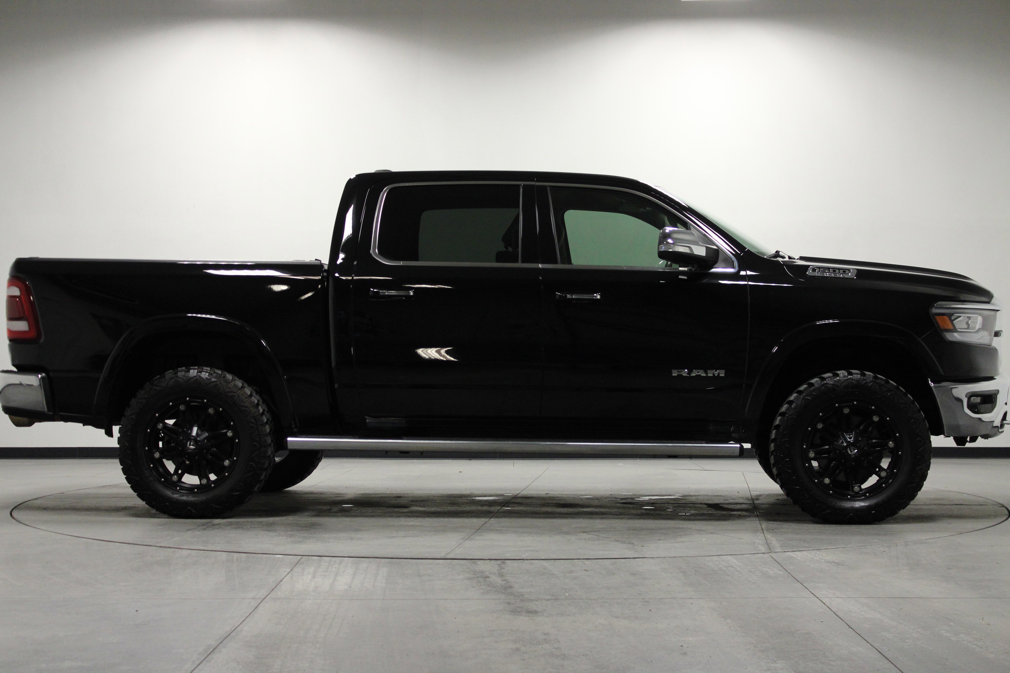 Used 2020 RAM 1500 Laramie image 3