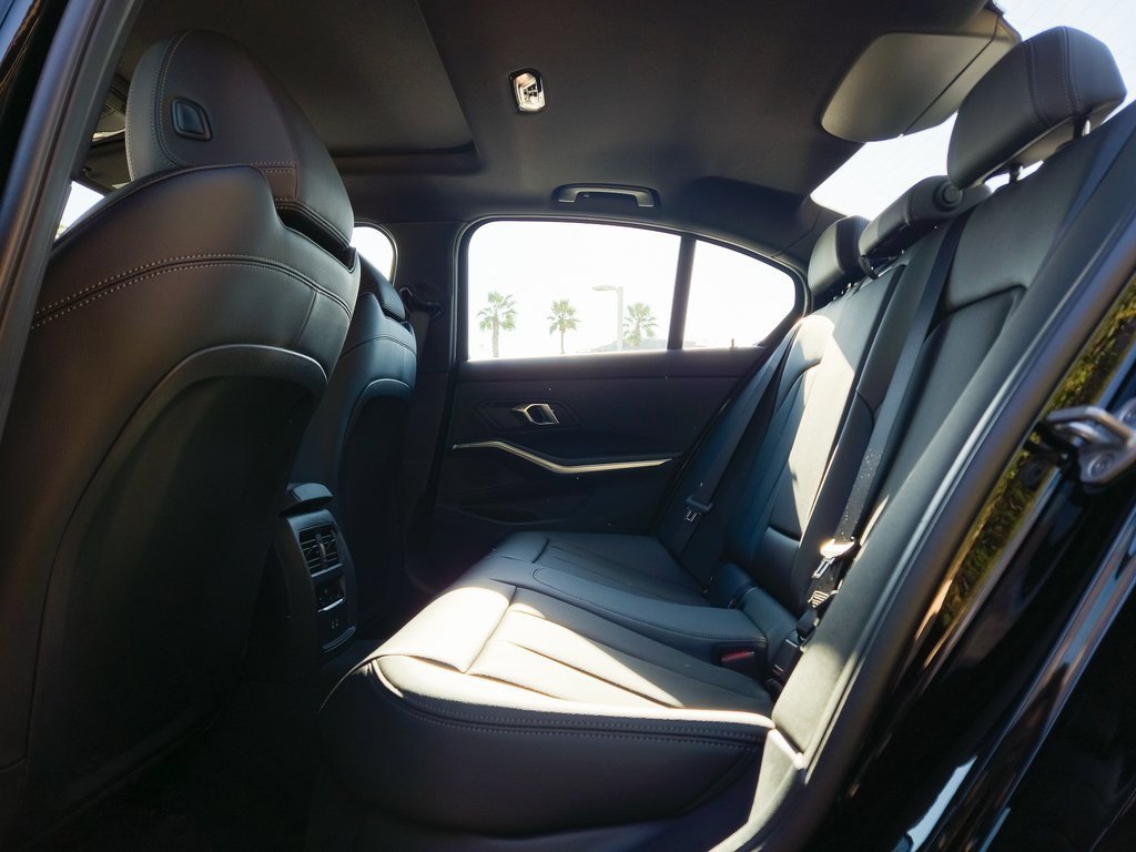 New 2026 BMW 330i Sedan w/ Convenience Package image 17