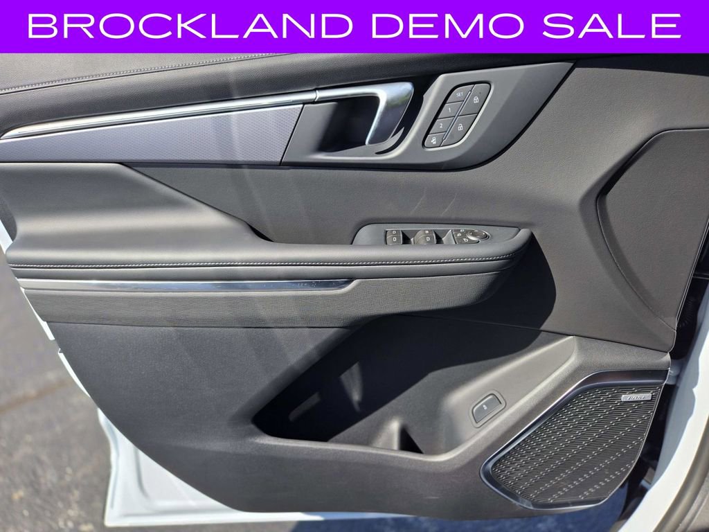 New 2026 Buick Enclave Sport Touring w/ Power Package image 29