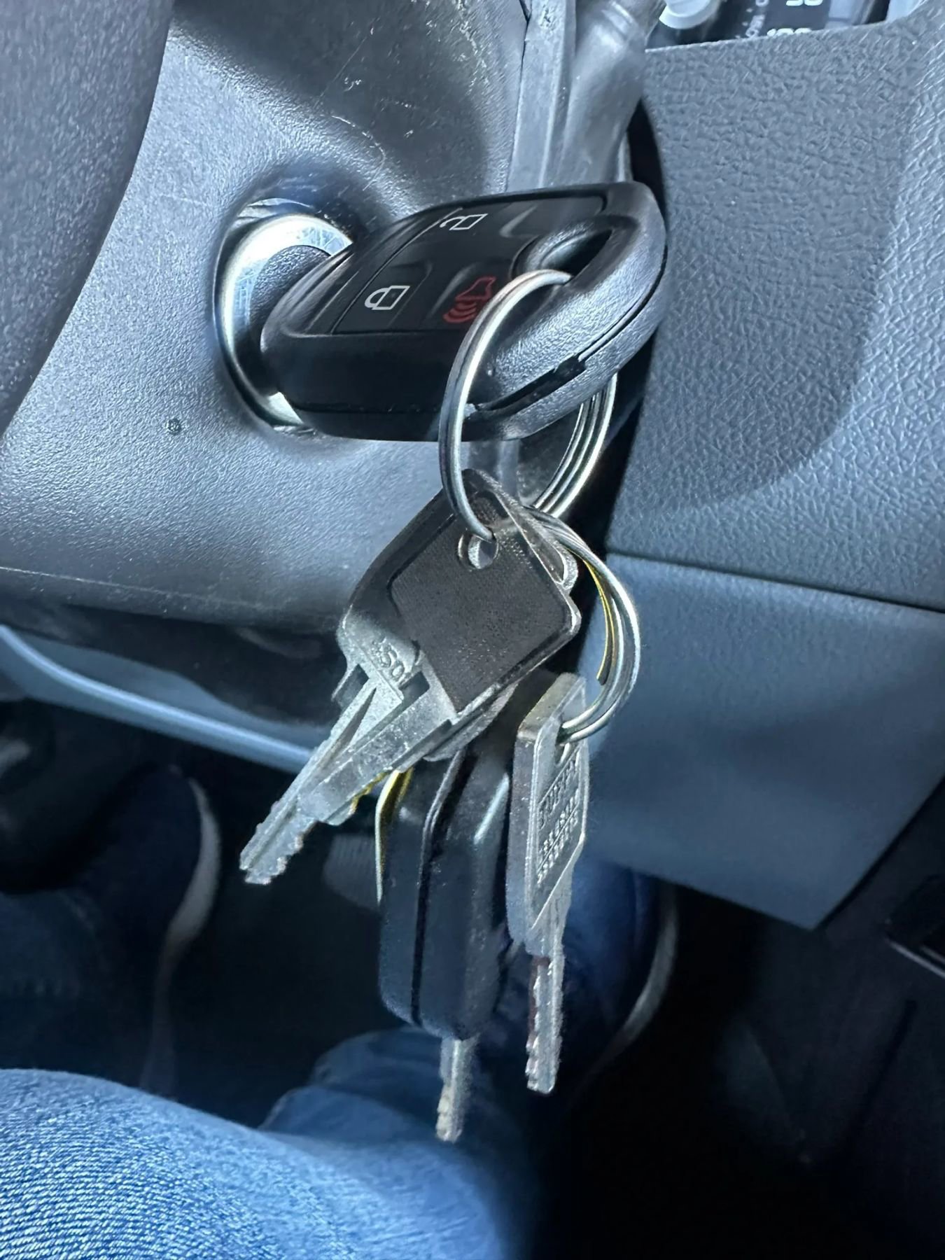 Used 2016 Ford F250 XLT w/ XLT Interior Package image 11