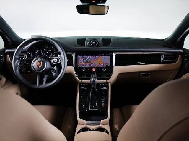 New 2026 Porsche Macan AWD/4WD image 12