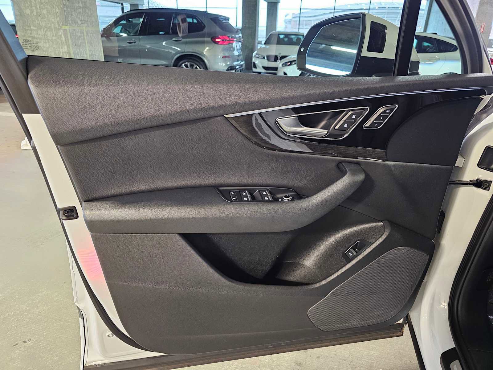 Used 2017 Audi Q7 2.0T Premium Plus image 29