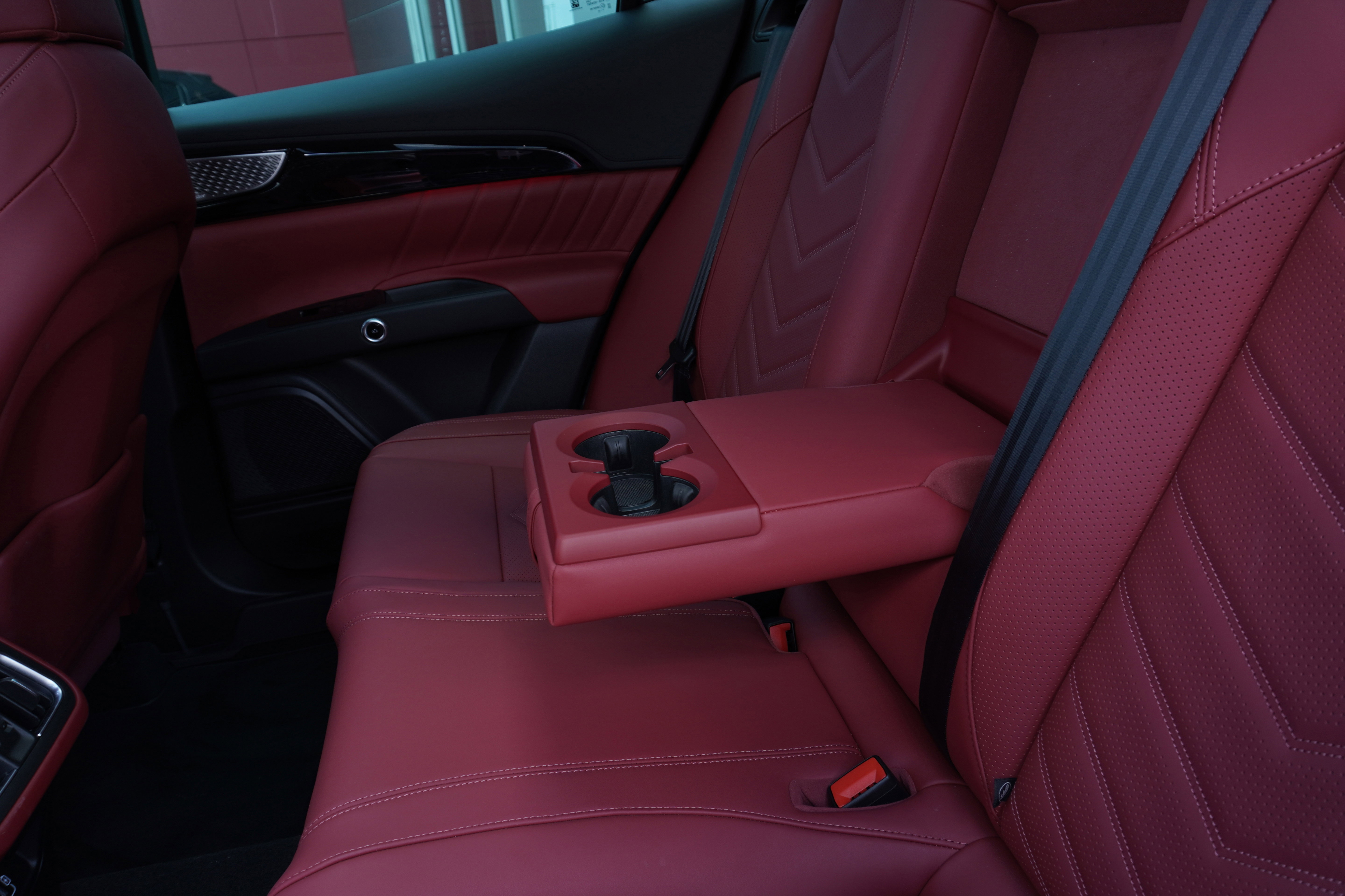 New 2025 Maserati Grecale Modena image 33