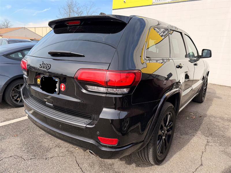 Used 2019 Jeep Grand Cherokee Altitude image 7