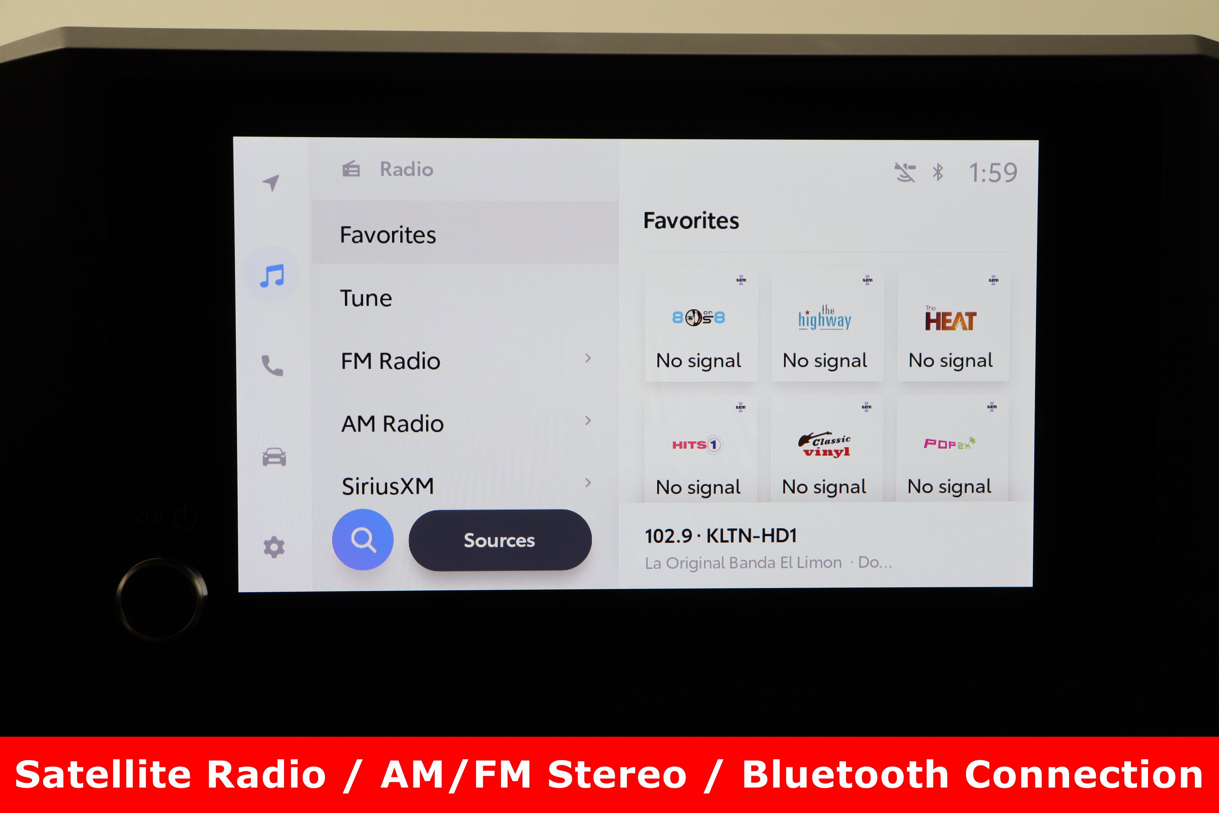 Used 2025 Toyota Tacoma SR5 image 18