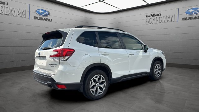 Used 2021 Subaru Forester Premium AWD/4WD image 4