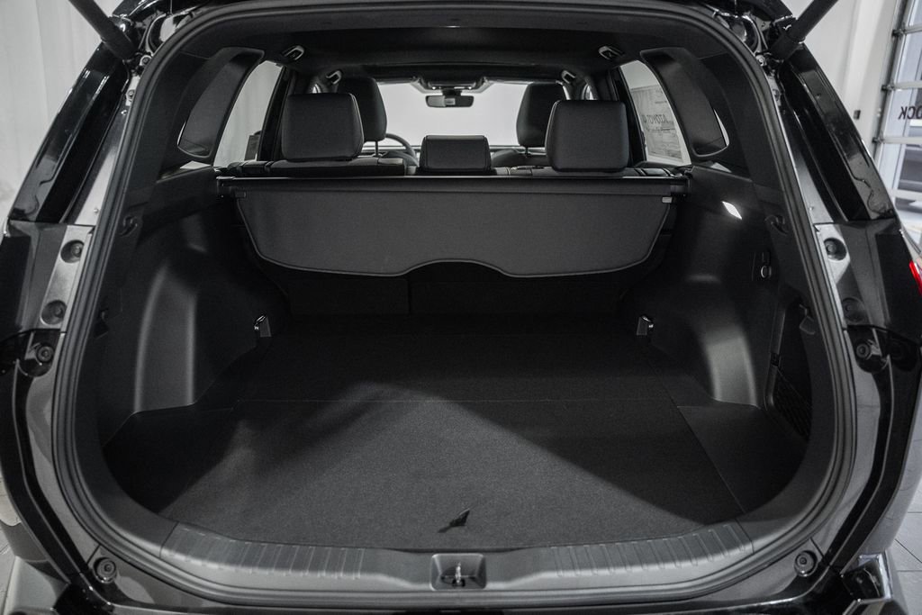 New 2026 Toyota RAV4 XSE image 10
