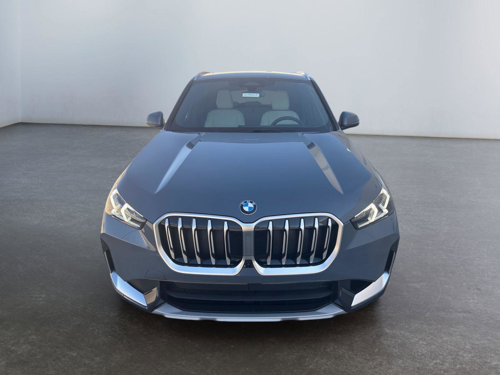 New 2026 BMW X1 xDrive28i w/ Technology Package AWD/4WD image 10