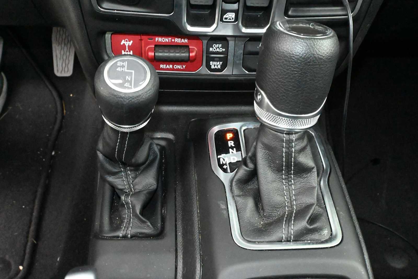 Used 2026 Jeep Gladiator Rubicon AWD/4WD image 14