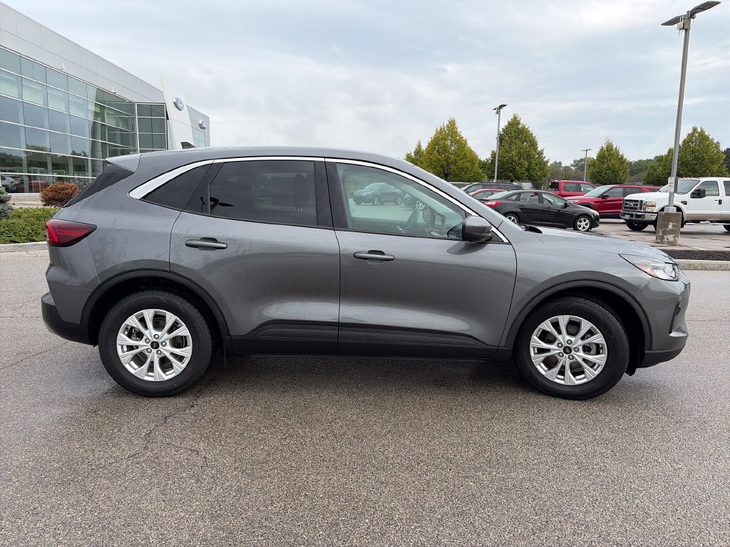 Used 2023 Ford Escape Active w/ Tech Pack #2 FWD image 8