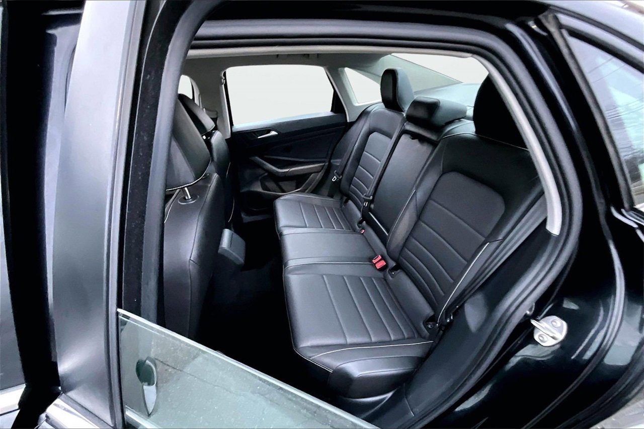 Used 2024 Volkswagen Jetta SE image 20