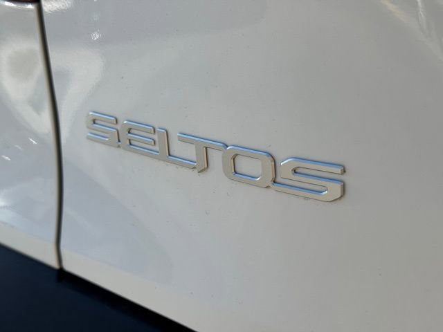 New 2026 Kia Seltos S image 8