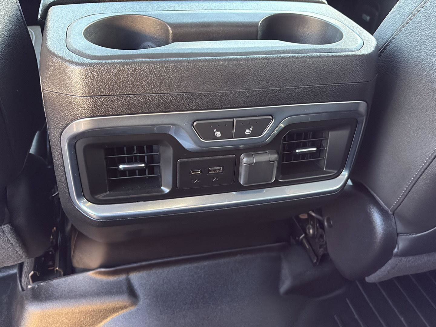 Used 2020 Chevrolet Silverado 2500 LTZ image 18