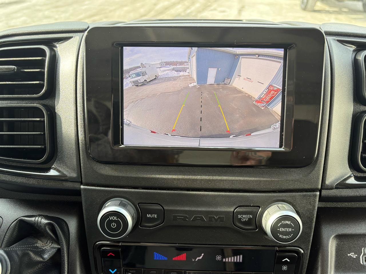 Used 2022 RAM ProMaster 3500 FWD image 34