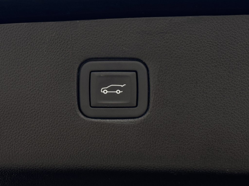Used 2024 Chevrolet Blazer LT w/ Convenience Package FWD image 27