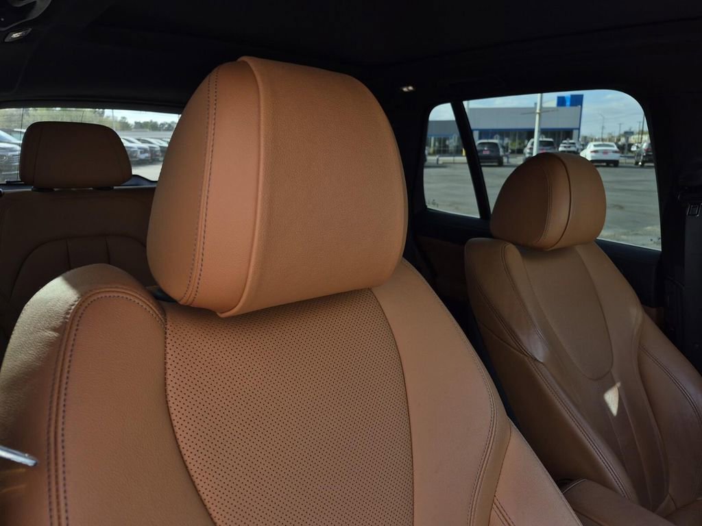 Used 2019 BMW X5 xDrive40i w/ Premium Package 2 image 13