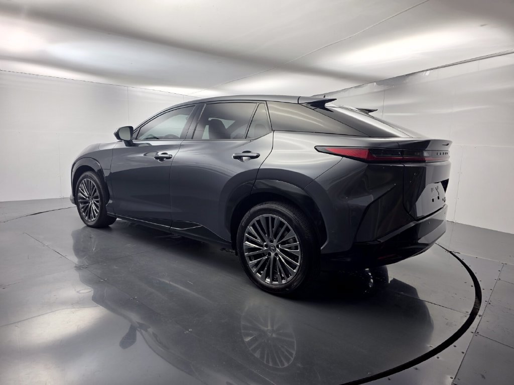 Used 2026 Lexus RZ 450e AWD w/ Accessory Package (Z2) image 4