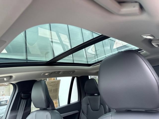 Used 2024 Volvo XC90 B5 Core w/ Climate Package AWD/4WD image 27