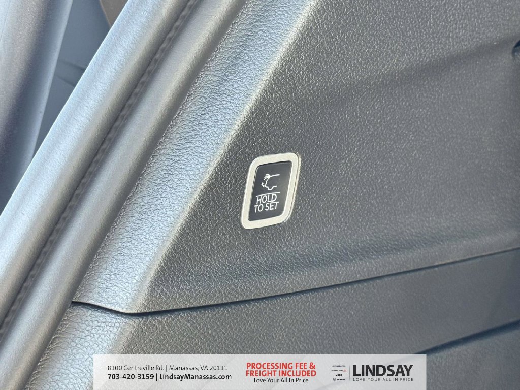 New 2027 Chrysler Pacifica LX FWD image 16