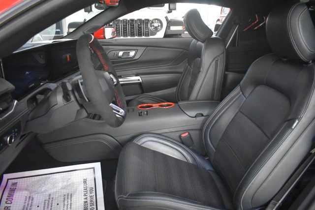 Used 2024 Ford Mustang GT Premium image 13