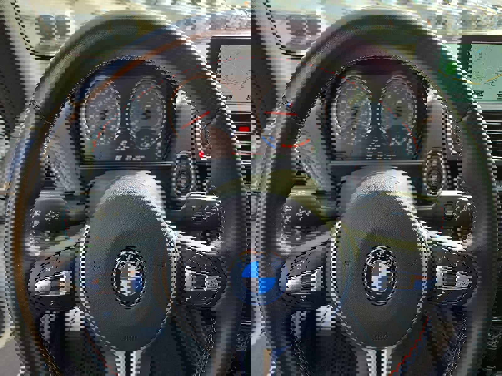 Used 2017 BMW M2 image 20