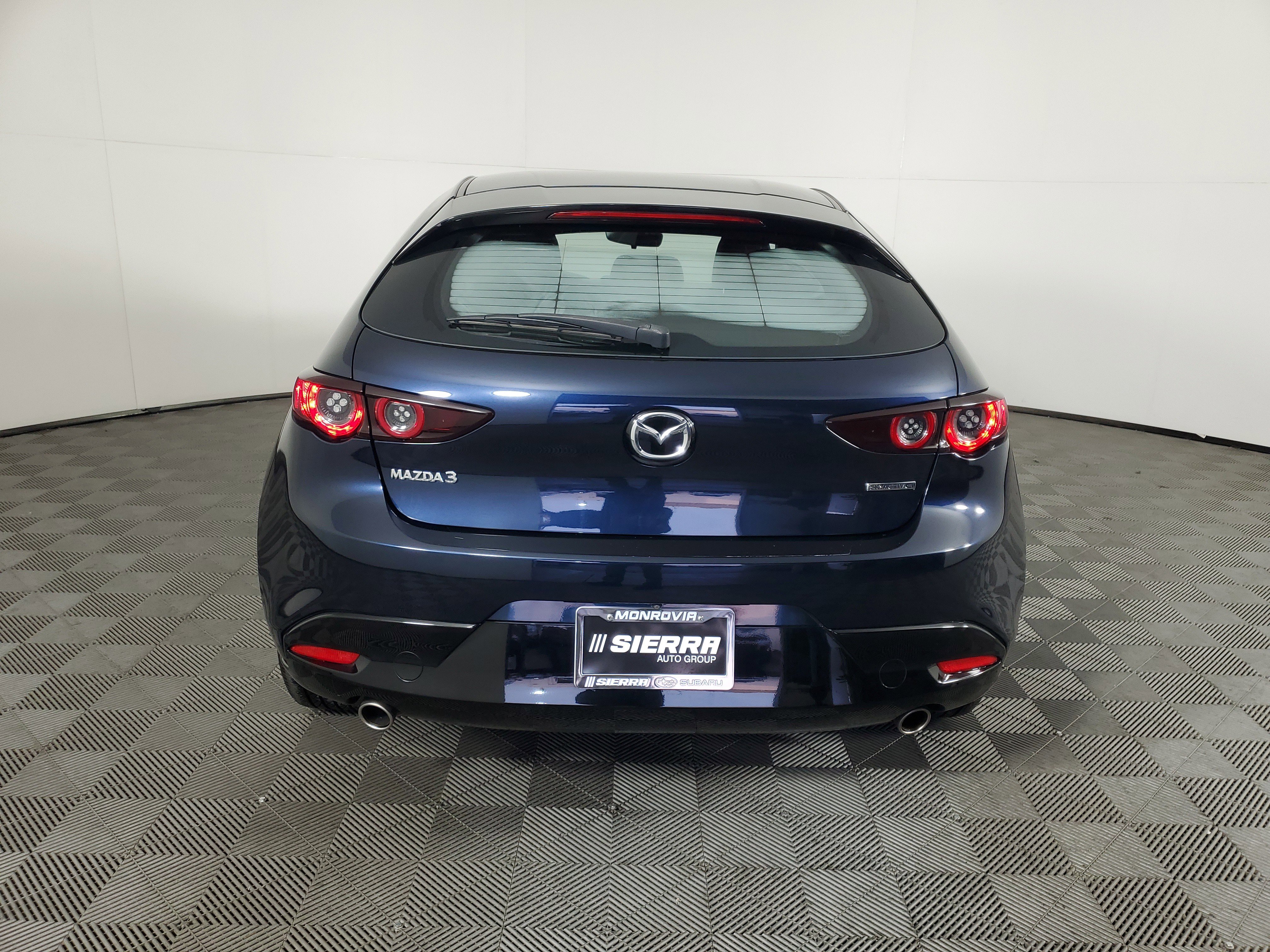 Used 2020 MAZDA MAZDA3 Hatchback image 5