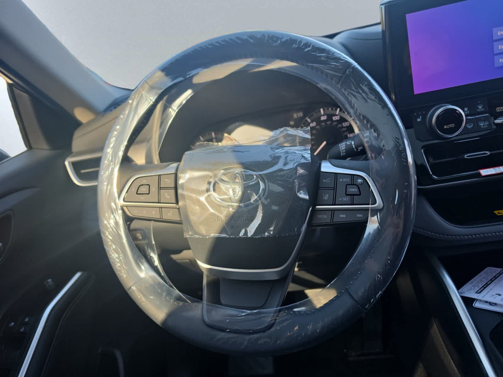 New 2026 Toyota Highlander XLE AWD/4WD image 17