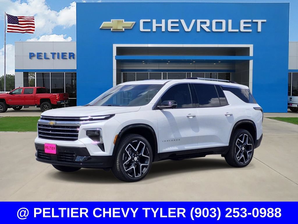 Used 2025 Chevrolet Traverse High Country FWD image 3
