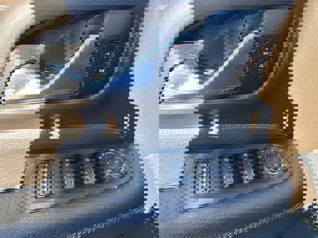 Used 2021 GMC Yukon Denali image 21