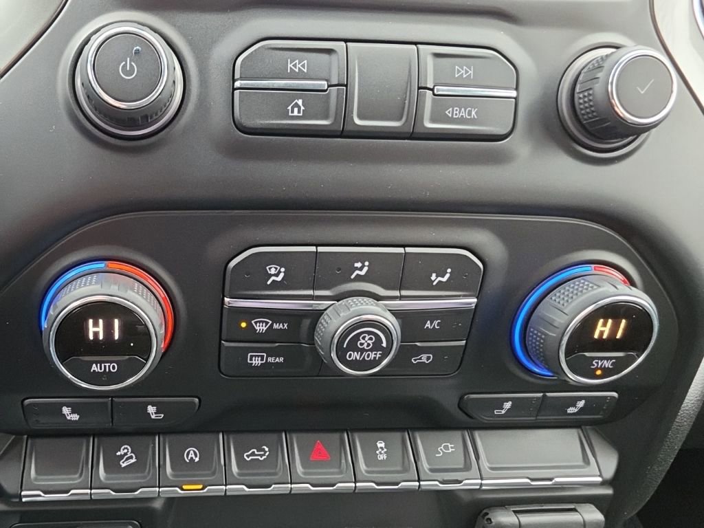 Used 2021 Chevrolet Silverado 1500 RST image 20