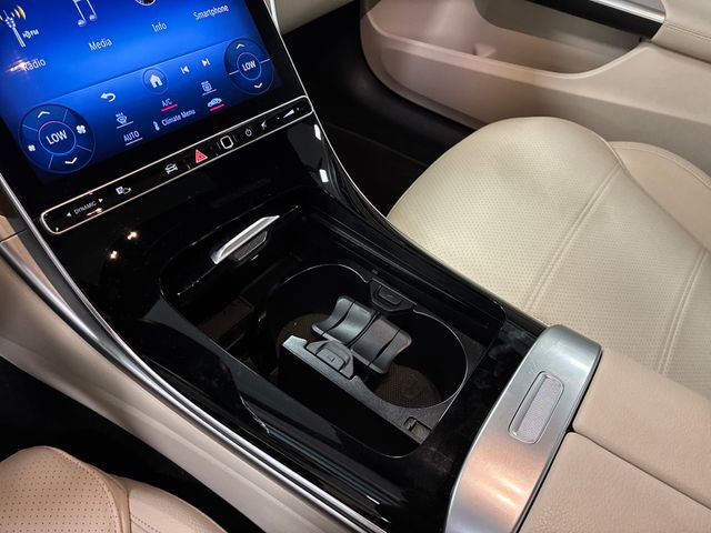Used 2024 Mercedes-Benz C 300 Sedan image 24