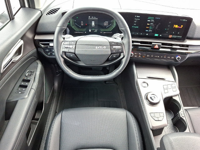Used 2026 Kia Sportage EX AWD/4WD image 11