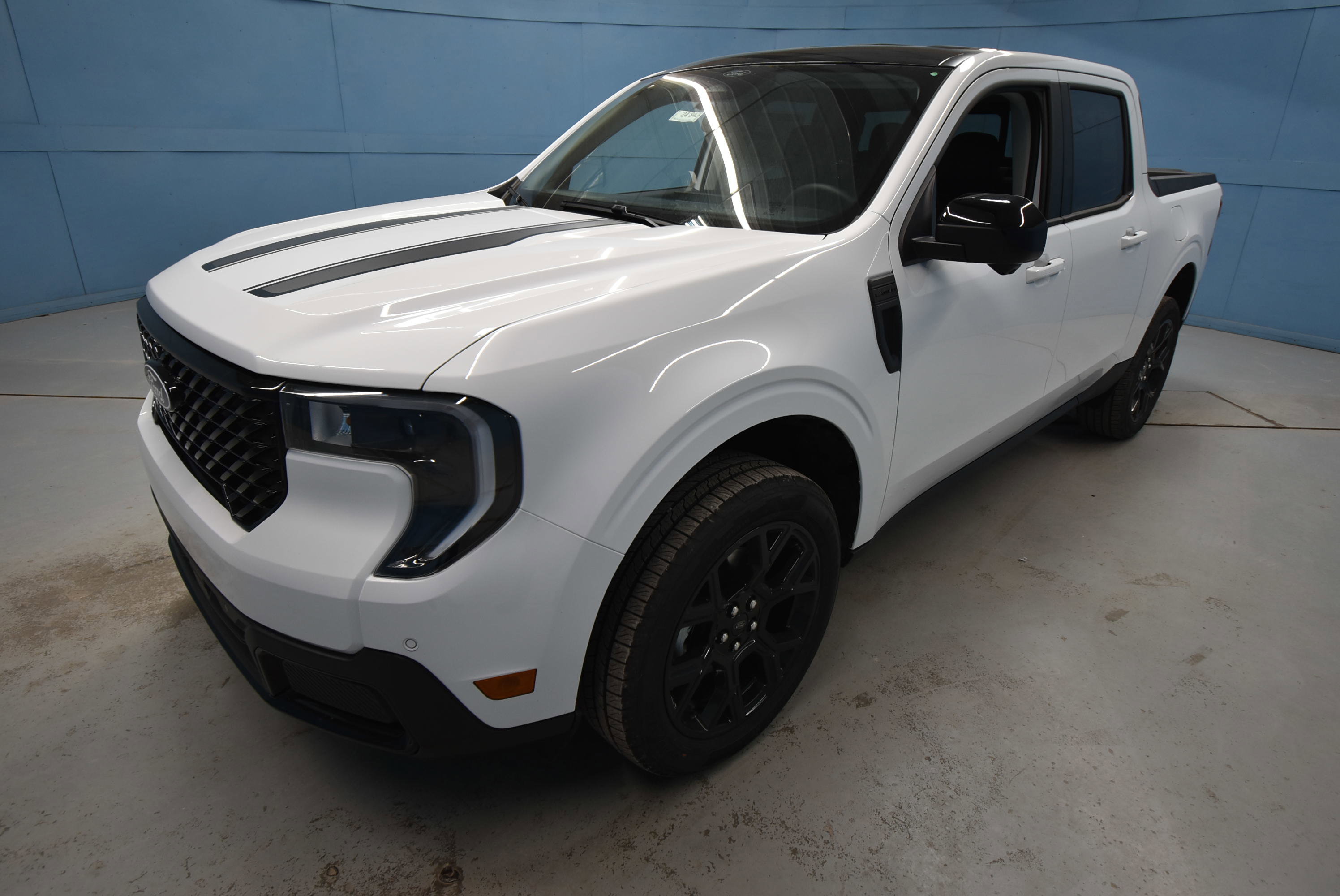 New 2026 Ford Maverick Lariat w/ Black Appearance Package AWD/4WD image 23