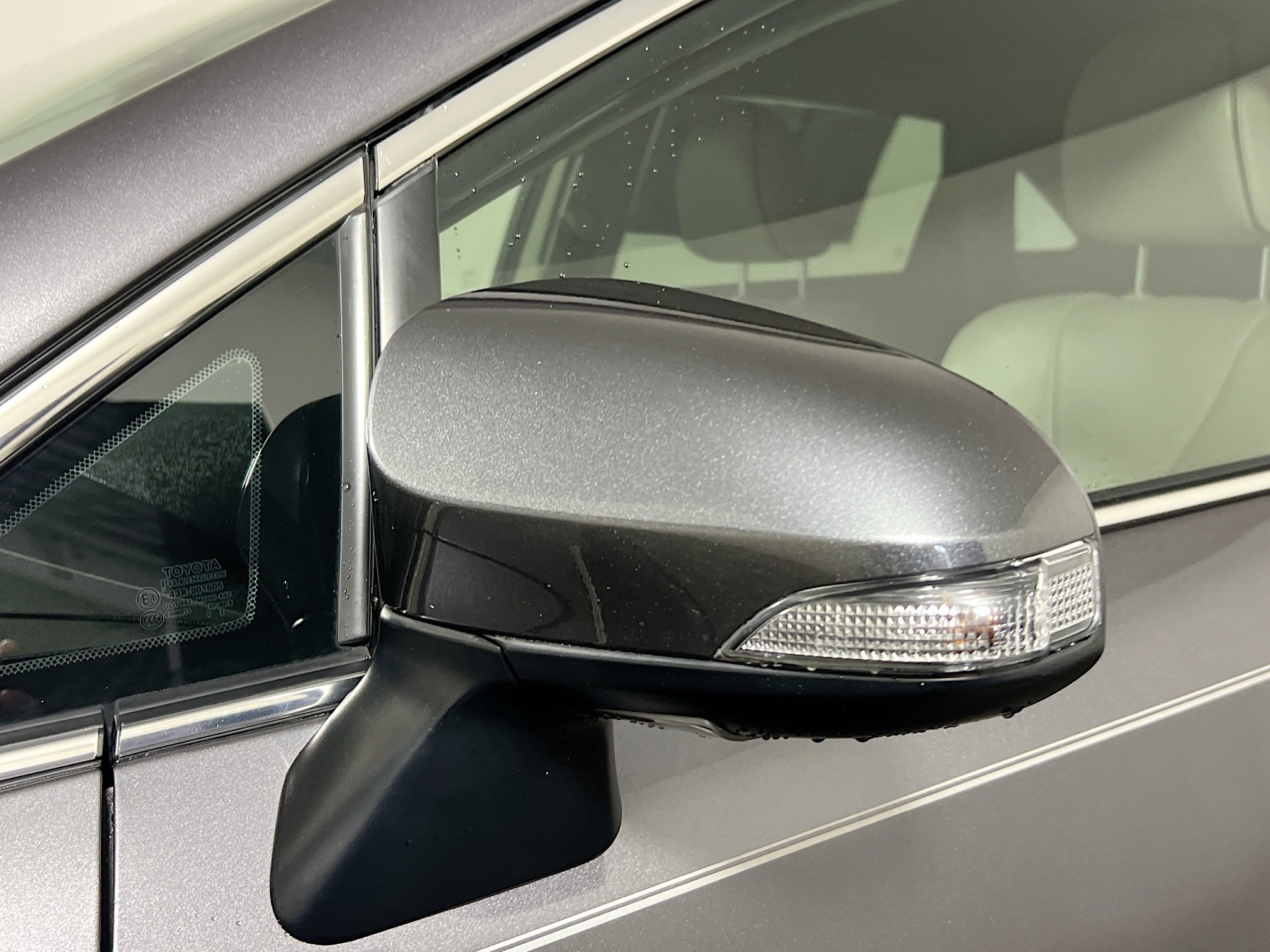 Used 2014 Toyota Venza XLE image 12